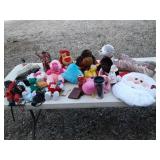 STUFFED ANIMALS INCLUDING BEANIE BABIES