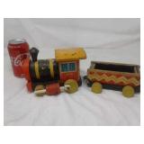 VINTAGE WOODEN FISHER PRICE TOY TRAIN