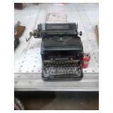 REMINGTON NOISELESS TYPEWRITER