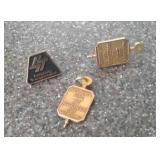 10KT. GOLD PINS 6.16GRAMS