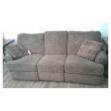 COUCH- ELECTRIC RECLINER ENDS