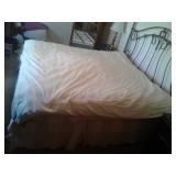 DOWN FEATHER COMFORTER
