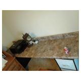 COUNTER TOP & TWO FILE CABINETS