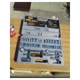 SOCKET SET