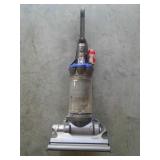 DYSON VACUUM CLEANER