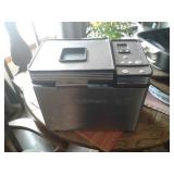 CUISINART BREAD MACHINE