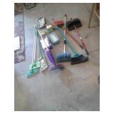 SWIFFER MOPS & MORE