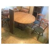 Tell City Table & Chairs