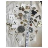 Earrings &Pins