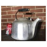 Tea kettle