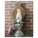 Hanging oil lamp