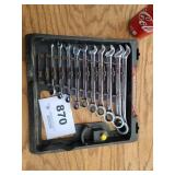 GEAR WRENCH SET (MISSING ONE WRENCH)