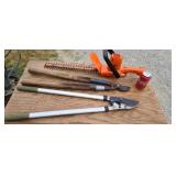 B&D headgear trimmers 2 pair of loppers.