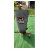 Herd  3 pt broadcaster seeder