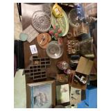 PICTURES, GLASS, DECOR, MEAT GRINDER