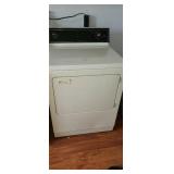 Maytag elc dryer  ( works good)