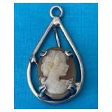 Sterling Silver & Cameo Pendant 2.73 Grams