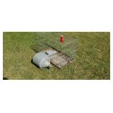 Animal live cage with funnel