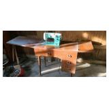 Universal model Sam super zigzag sewing machine