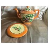 LUSTERWARE CHINESE TEAPOT & UNDERPLATE