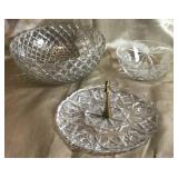 2 CRYSTAL BOWLS & CRYSTAL TRAY