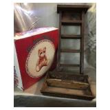 TEDDY BEAR TRAY & TINS, WOOD SHELF & TRAY