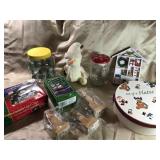 SET OF CHRISTMAS PLATES, SNOWMAN, LIGHT CLIPS