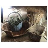 BASKETS INCLUDING PET BED