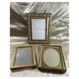 PICTURE FRAMES