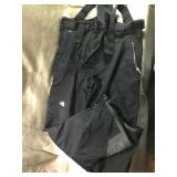 LG NORTHFACE SNOWPANTS, SUSPENDERS