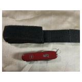 VICTORINOX SWISS ARMY W/NYLON BELT CASE