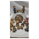 Bear figurines