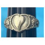 Sz.5.5 Sterling Silver Heart Ring 13.16 Grams