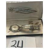 SWISS MADE WATCH SET, BAND IS BROKEN