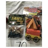NEW ARMY & WESTERN PLAY SETS