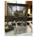 VINTAGE WIRE HANGING LIGHT