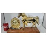 United horse clock
