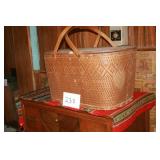 PICNIC BASKET
