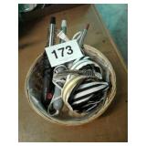 CURLING IRONS, HEAD BANDS