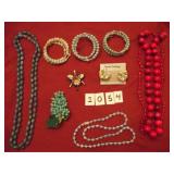 VINTAGE LOT OF JEWELRY