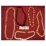 LOT OF NECKLACES