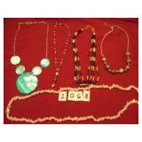 VINTAGE LOT OF JEWELRY