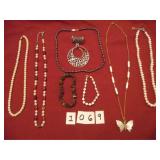 VINTAGE LOT OF JEWELRY