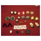 LOT OF EARRINGS