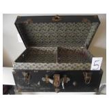 ANTIQUE TRUNK