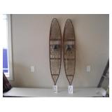 2 VINTAGE SNOW SHOES