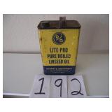 ANTIQUE D & D OIL CAN