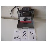 VINTAGE POLOROID CAMERA