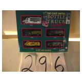 7-UP DIE CAST BOTTLE TRUCK SET