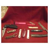 LOT OF KNIVES